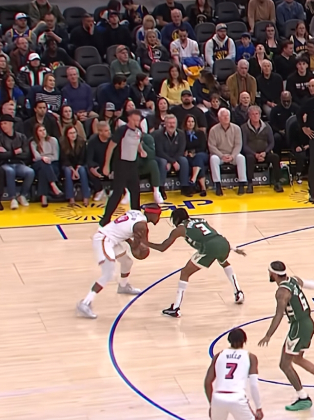 关于巴特勒连续五场比赛得分超过比赛局势复杂，C9不断突破！的信息